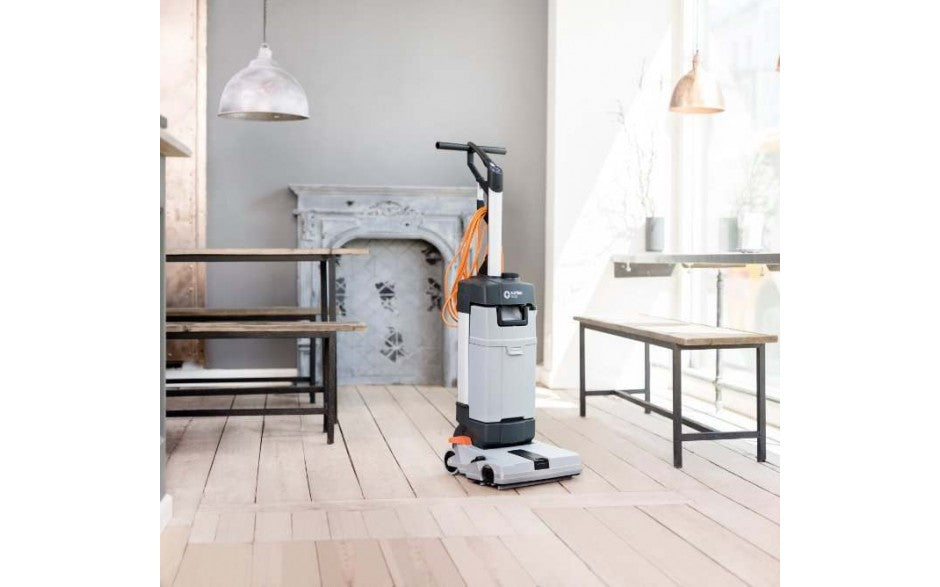 Nilfisk Scrubtec SC100E UK  Scrubber Dryer